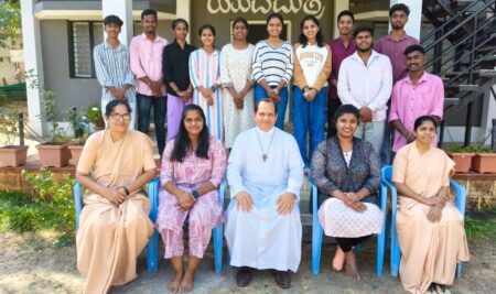 ICYM DEXCO & YCS/YSM DTS Meeting held at Yuvamitra, Shivamogga.